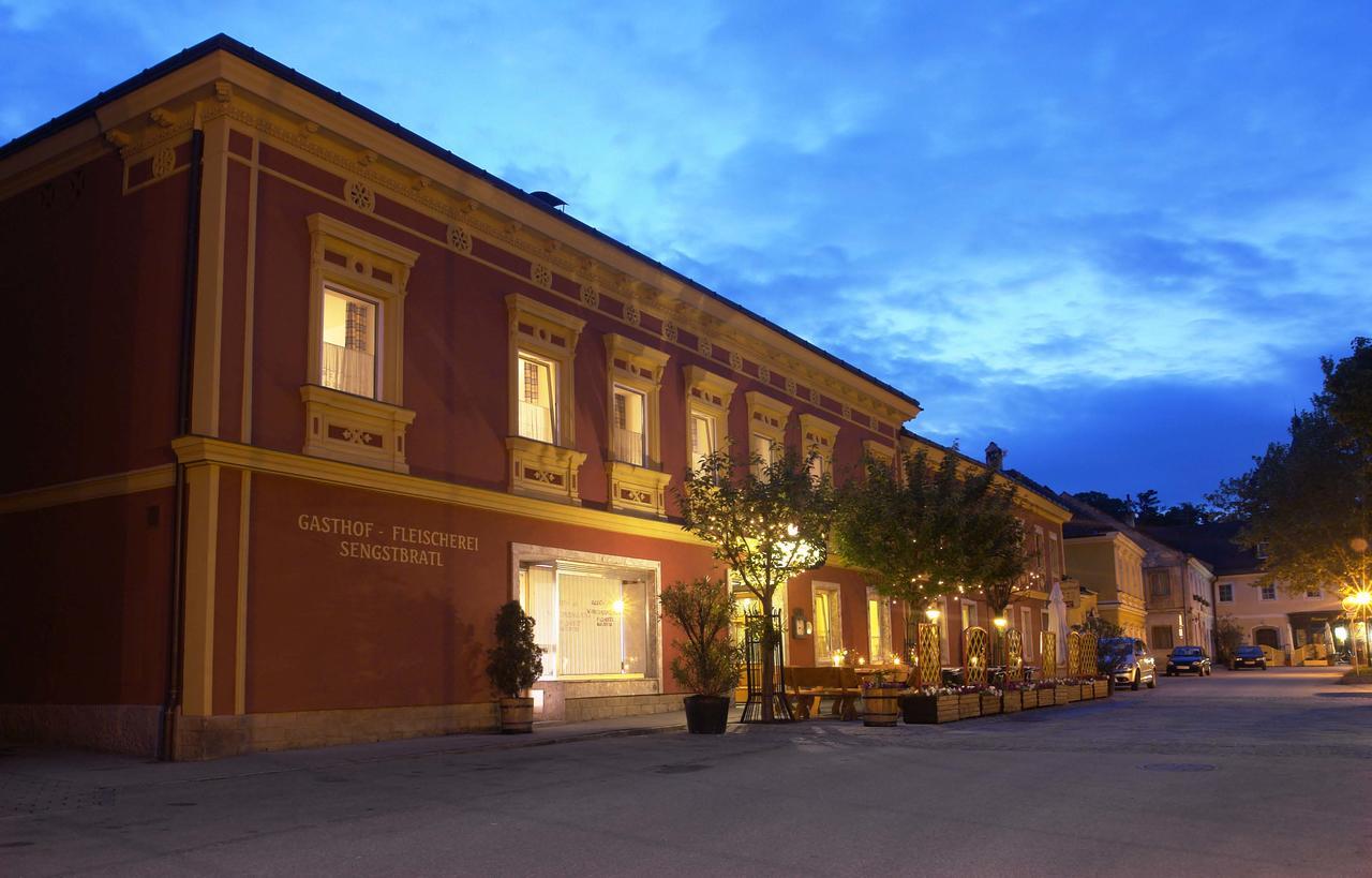 Landgasthof Sengstbratl Wallsee Екстер'єр фото